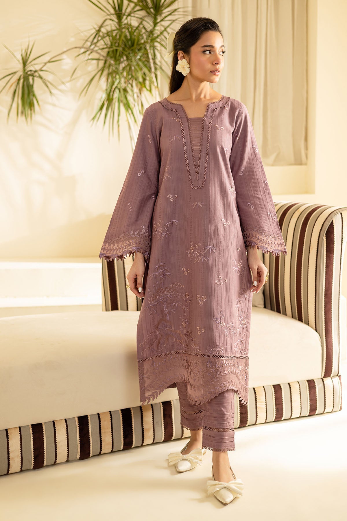 Dusty Mauve Floral Embroidered 2-Piece Suit