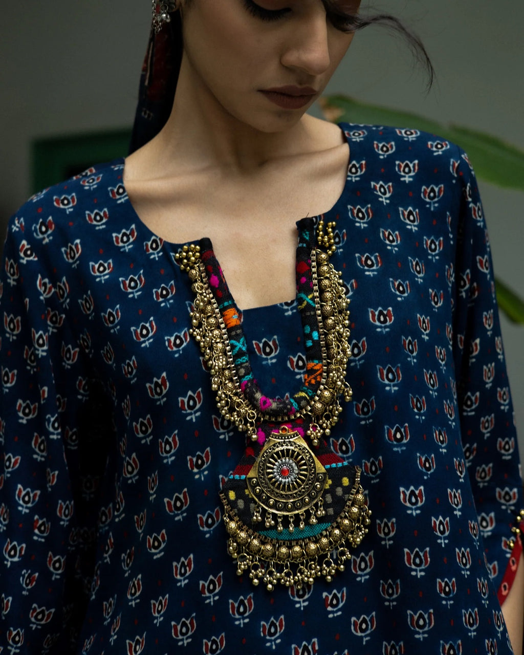 Lotus Block Print Kurta Set with Necklace - Indigo Blue, necklace neckline close-up
