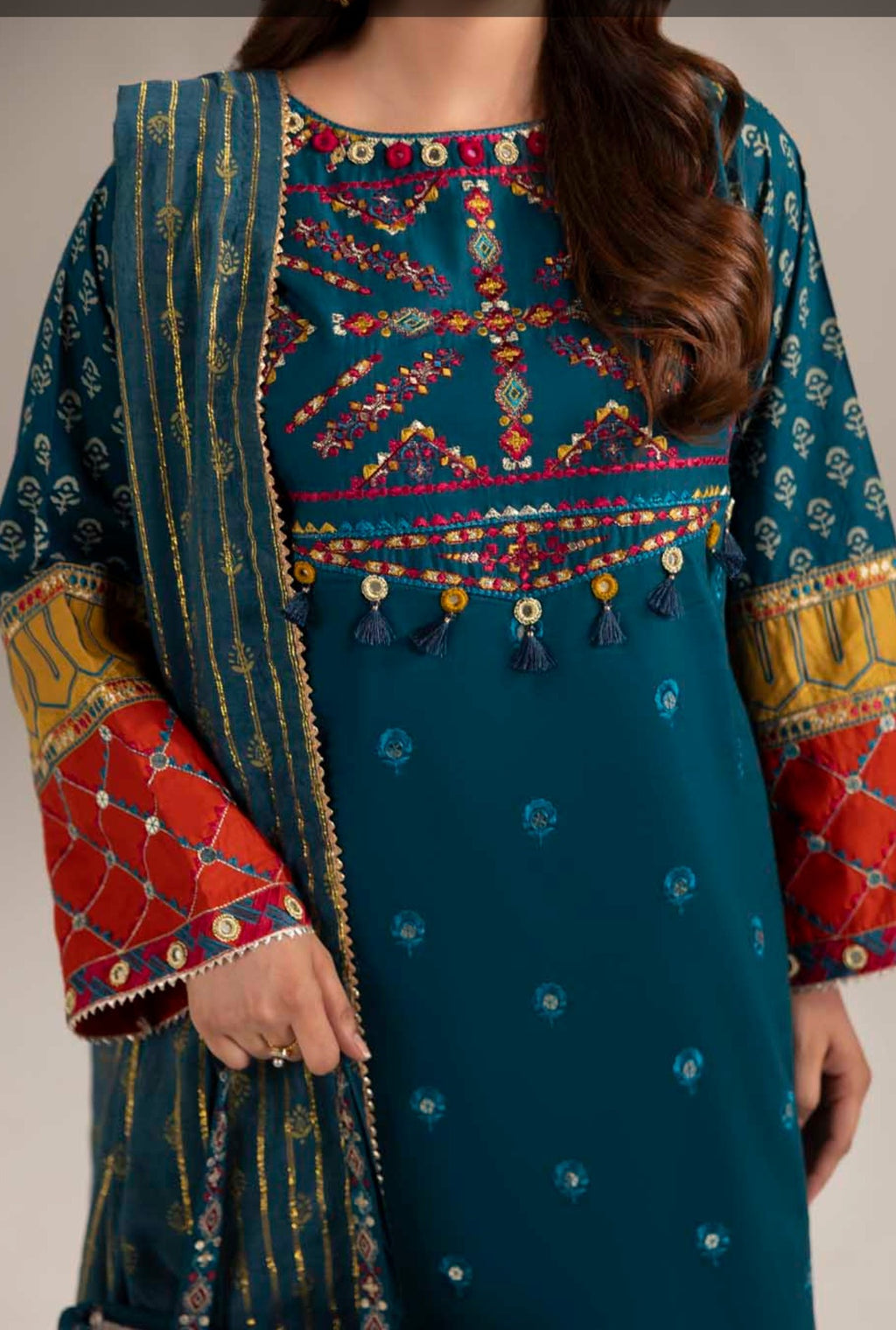 Zahra Rubab ZR-2634 Zinc - embroidered yoke